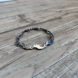 Vintage 925 sterling silver leaping dolphin link bracelet ocean sea-life nature